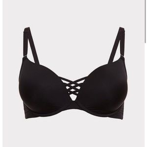 TORRID XO Plunge Smooth 360° Back Smoothing™ Bra - black -NWT - 40DDD